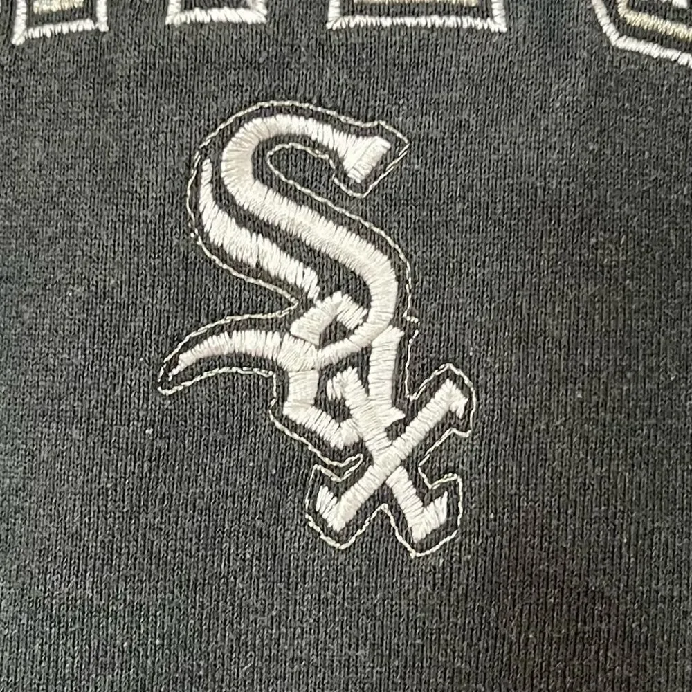 Vintage 90’s Chicago White Sox Black Sweatshirt Baseball MLB Unisex Size M